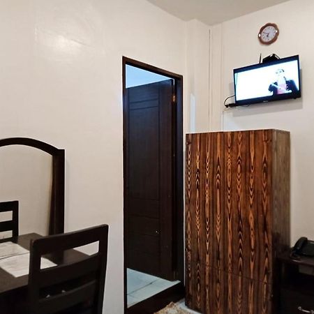 Amax Inn Cebu Мандауэ Экстерьер фото