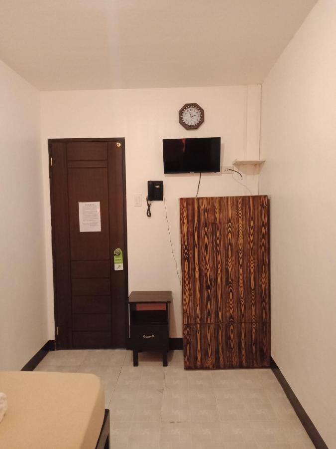 Amax Inn Cebu Мандауэ Экстерьер фото