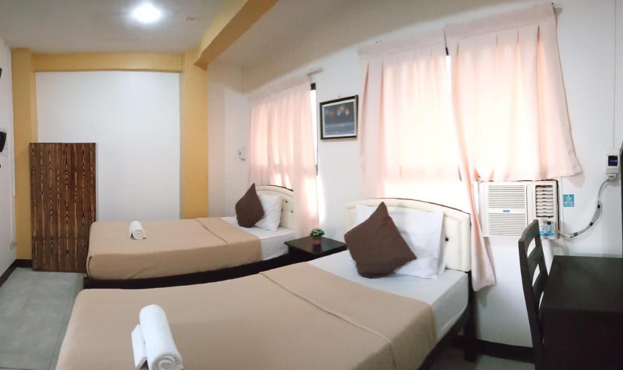 Amax Inn Cebu Мандауэ Экстерьер фото