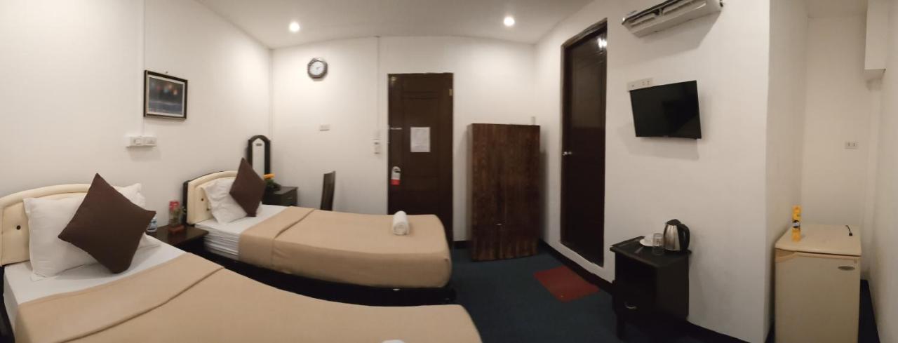Amax Inn Cebu Мандауэ Экстерьер фото
