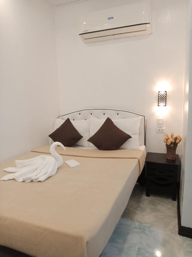 Amax Inn Cebu Мандауэ Экстерьер фото
