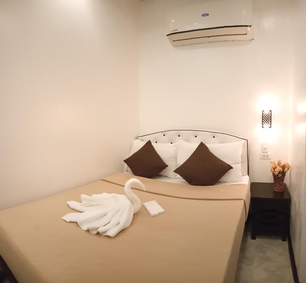 Amax Inn Cebu Мандауэ Экстерьер фото