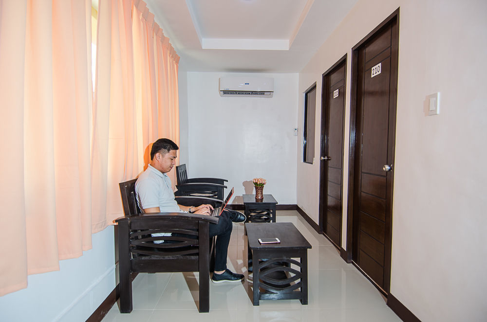 Amax Inn Cebu Мандауэ Экстерьер фото