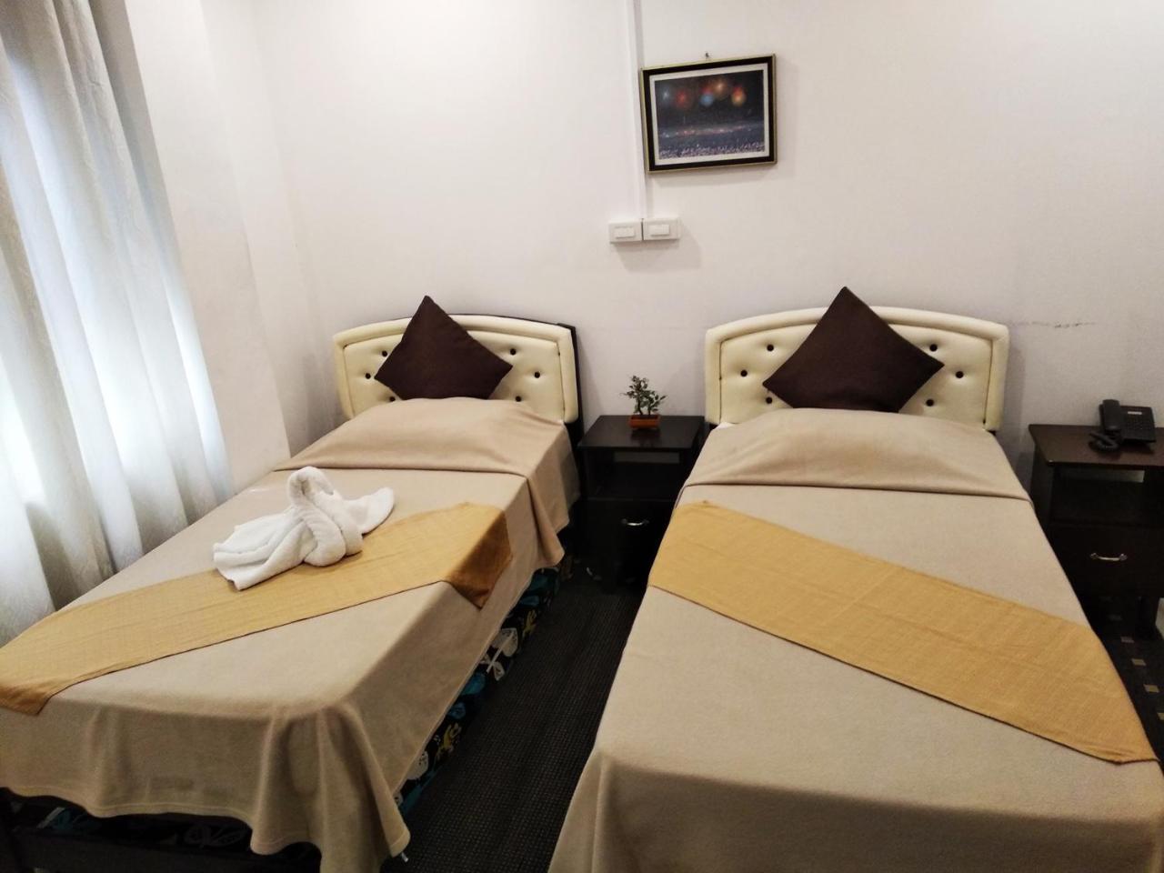 Amax Inn Cebu Мандауэ Экстерьер фото