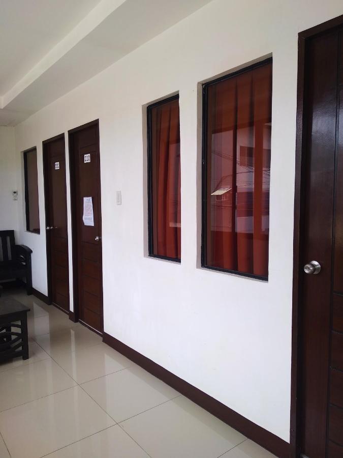 Amax Inn Cebu Мандауэ Экстерьер фото